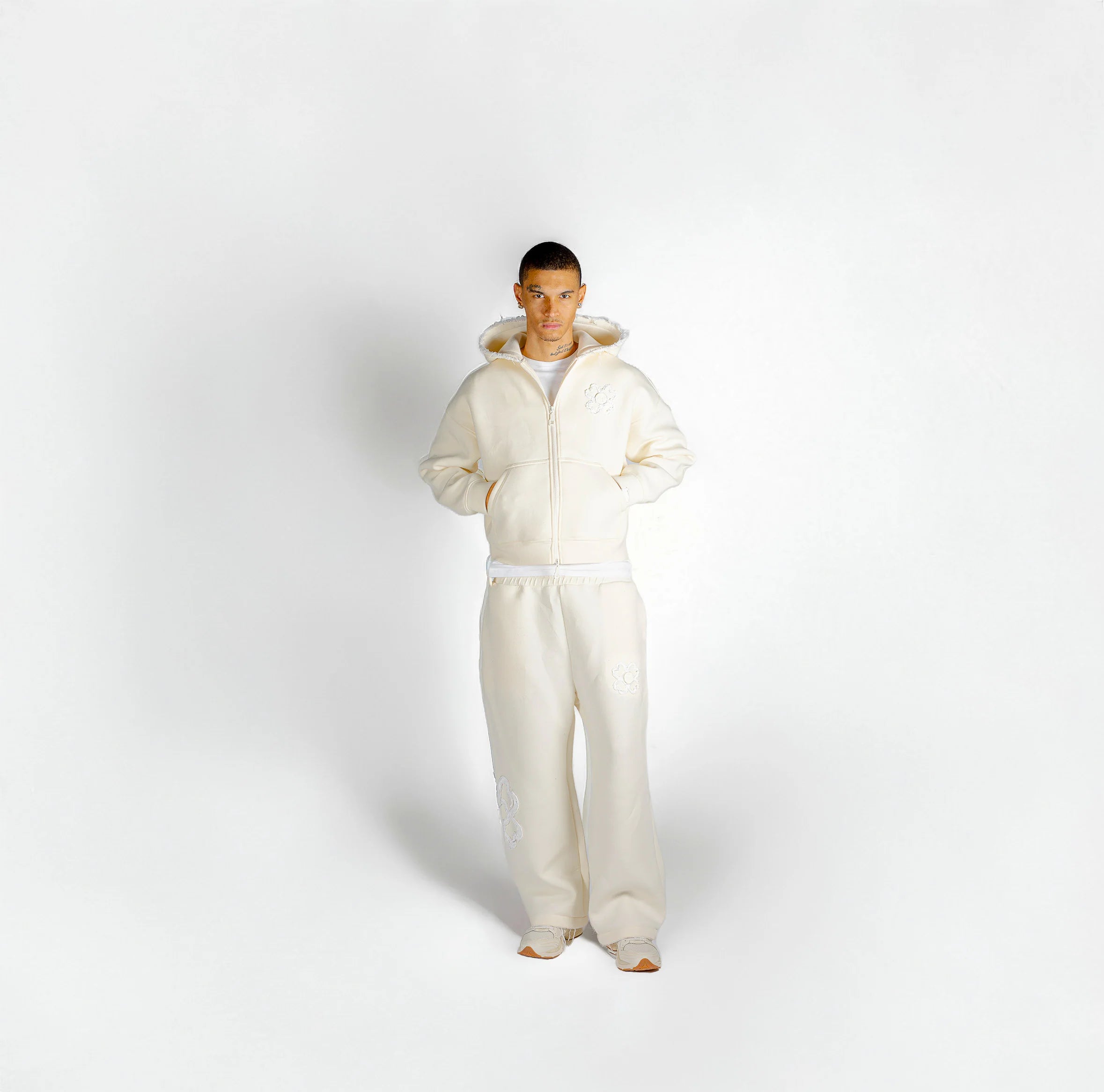 TRACKSUIT TRÈFLE SIGNATURE BEIGE